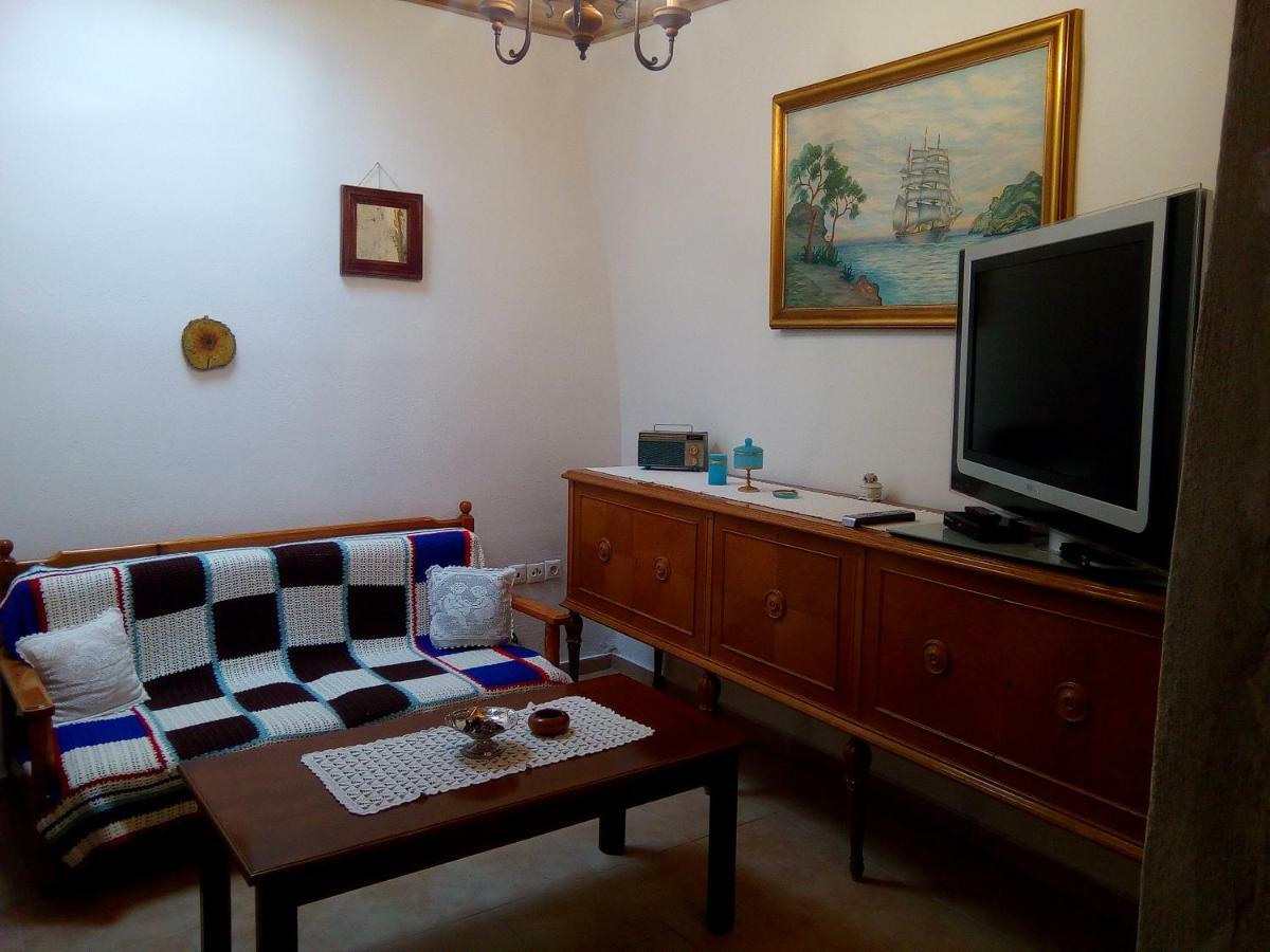 Grandma'S House Vederoi Villa Resmo Dış mekan fotoğraf