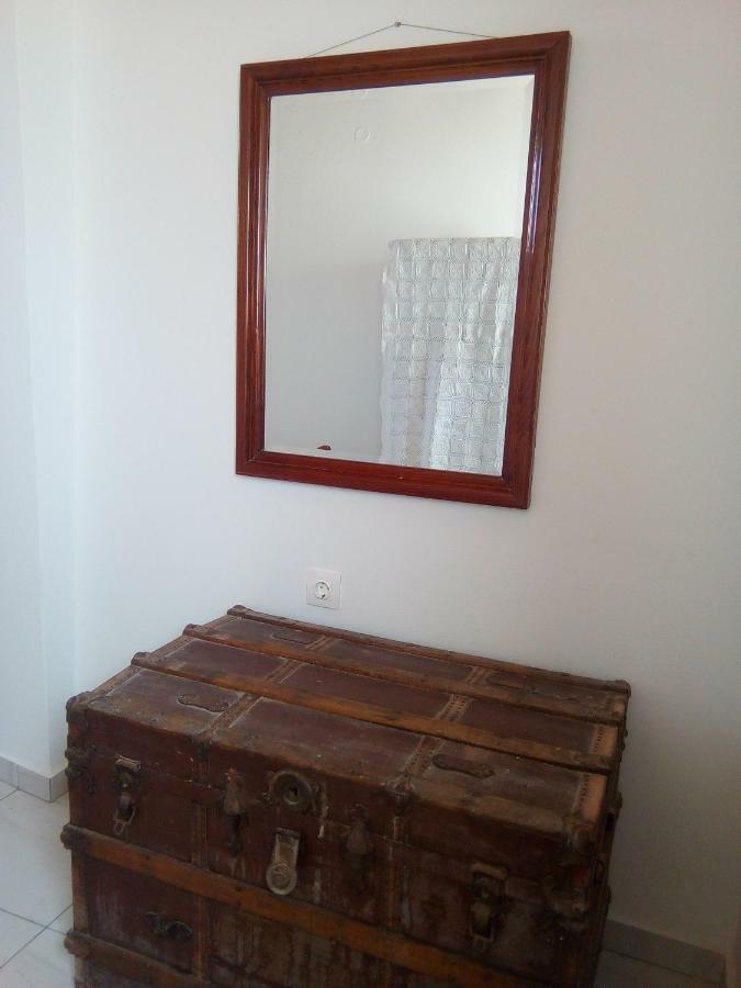 Grandma'S House Vederoi Villa Resmo Dış mekan fotoğraf